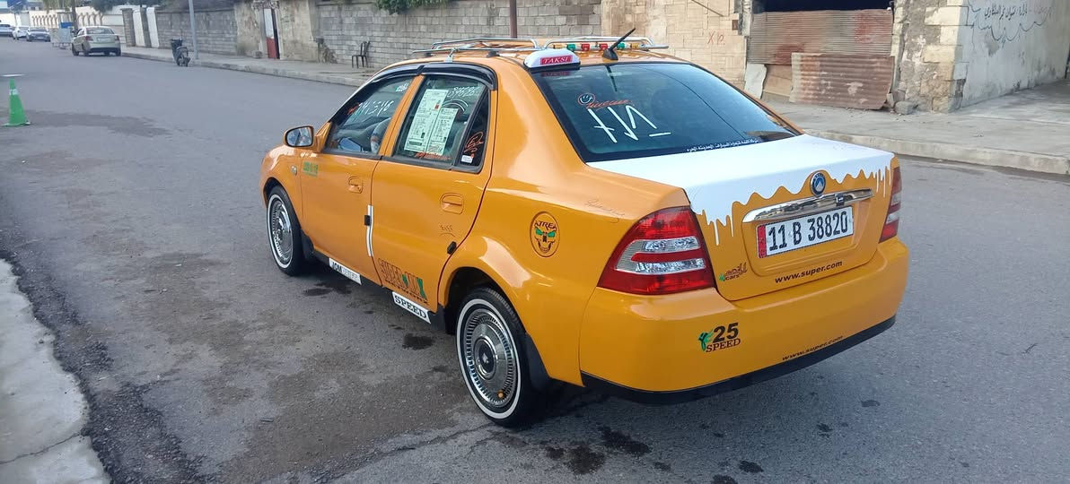 سي كي ٢٠١٢ رقم بغداد انكليزي بأسمي اني الشرعي سنويه 2031 شرط الوكالة والتحويل محرك لاصرف ولا نفخ كير شرط كابون بانزين بيها كهربائيات كلها شغاله  السعر ٣٨ وبيها مجال مكاني موصل الايسر ***********// ***********
