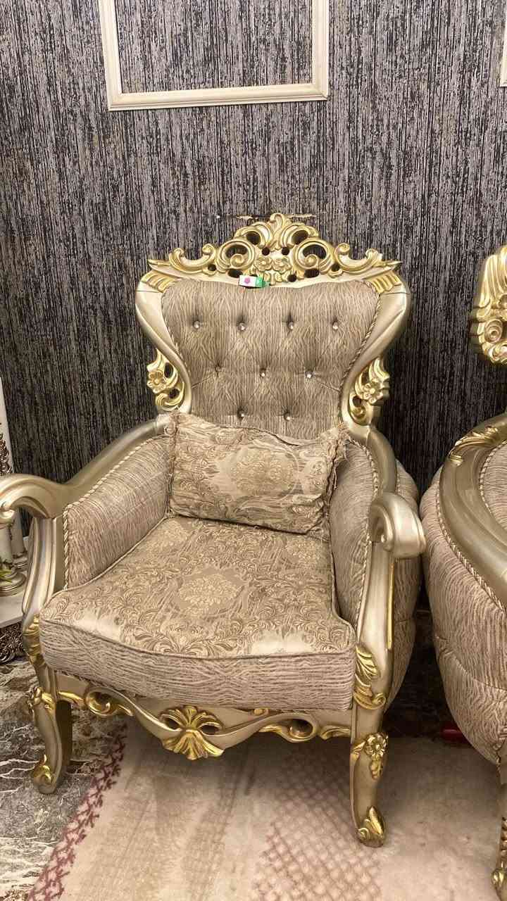 السلام عليكم عندي هذا تخم ملكي تركي خشب درجه اولى للبيع ويا طبله للاستفسار دخول ع خاص


**إذا كنت صاحب هذا الإعلان وتريد حذفه لأي سبب، رجاءا أرسل رسالة إلى الدعم الفني**