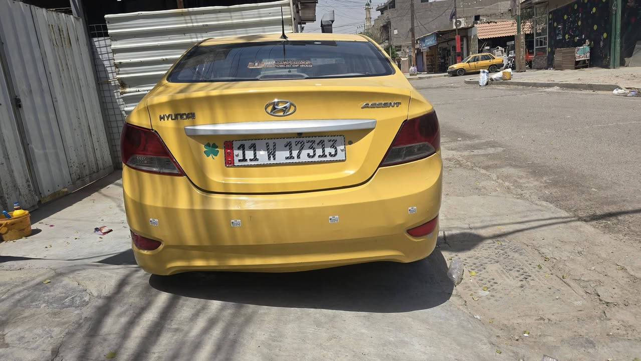 هونداي اكسنت ٢٠١٣ خليجي سياره جاهزه تبريد شغال تخم تاير جديد باتري جديد مابيهه اي نقص سياره جاهزه للاستفسار اكثر *********** مكاني بغداد
