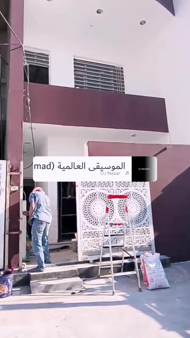 السلام عليكم كادر لباخين جر وسقل و طلس وتصفير وصبغ وكافه الديكورات واتس ***********وفوان
