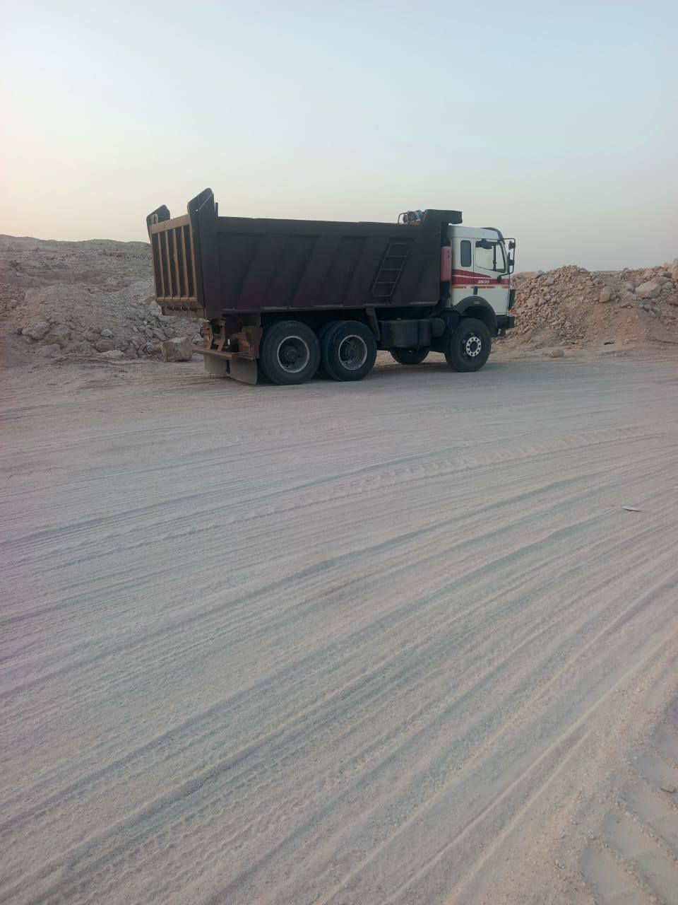 للبيع موديل 91
مكينه 35
 كير 55.شاصي 26.مكفول.بلاد.كلاب.
رقم.كركوك.انكليزي بسمي .مجموعه جيئف. .تخم تاير. جاهزه للعمل مكان السياره بالناصريه اي استفسار
***********
