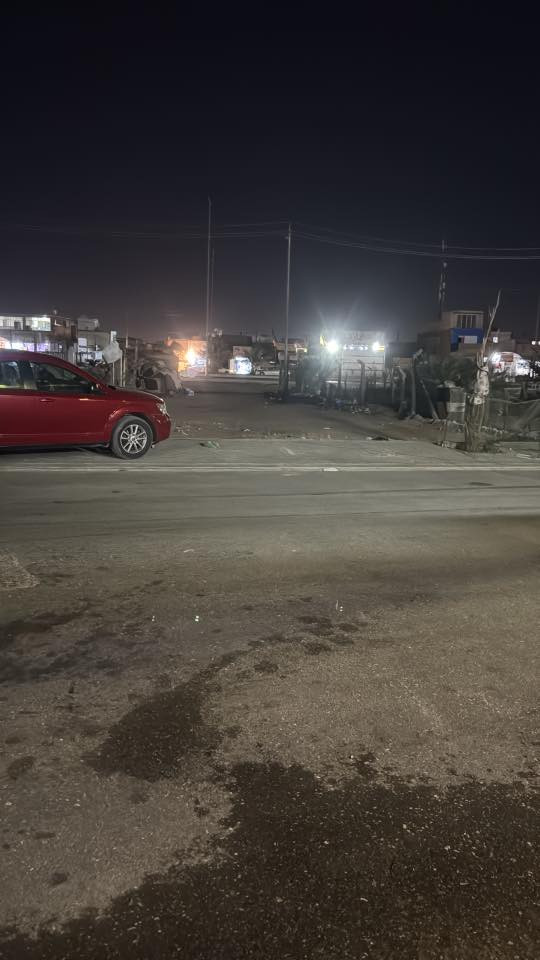 بيت لليجار مساحه 50 متر وجه على الشارع السبيس حي العسكري بناء ستقبال مطبخ صاله وغرفه فوك للستفسار *********** غير متواجد على الفيس
