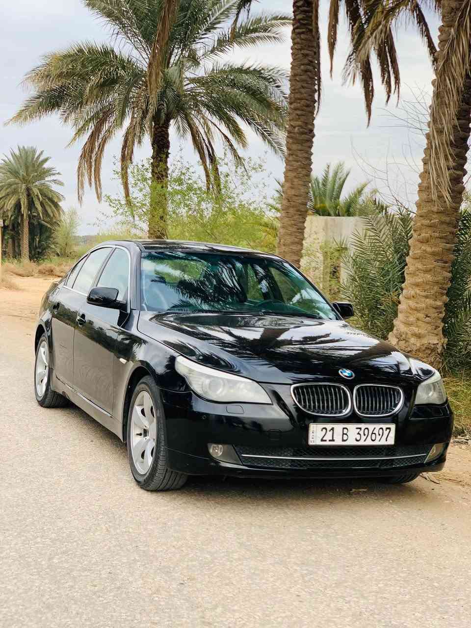 سلام عليكم بي ام موديل 2009 
N52 نوزل قصير e60 
سيارة جاهزه من تبريد حداديه تخم تاير 
مكينة وكير خير من الله 
فول مواصفات عدى الفتحة 
سيارة بدون حادث صبغته عام اثر جراد واشخوط 
سعرها 110 وبيها مجال 
شراي يتصل عنواني كربلاء ***********
