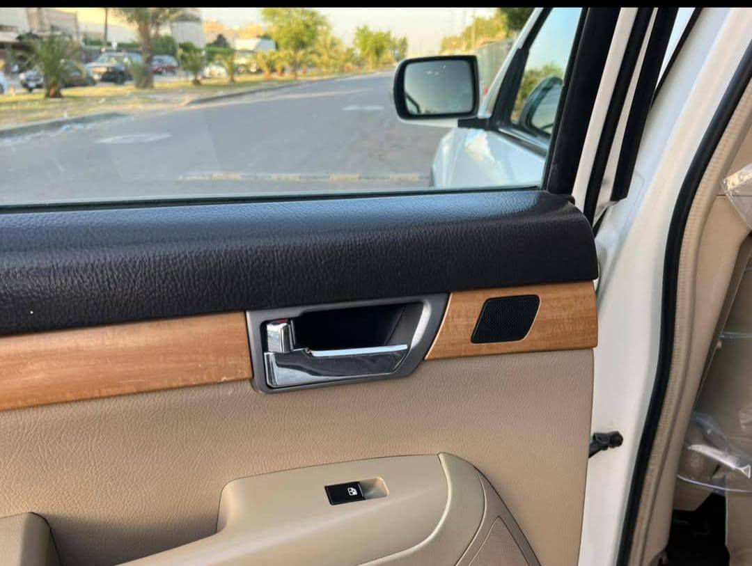 السلام عليكم كيا موهافي سياره جديده بعدها بوضع الشركه سياره فول مواصفات شتريد بيها فتحه تحكم كشنات فور ويل جنطه شفط زراك لايت  كلهن بيها مال جني 2011 ماشيه 93 فقط جديده بعدها سعر 147 بيها مجال مكان محموديه ***********
