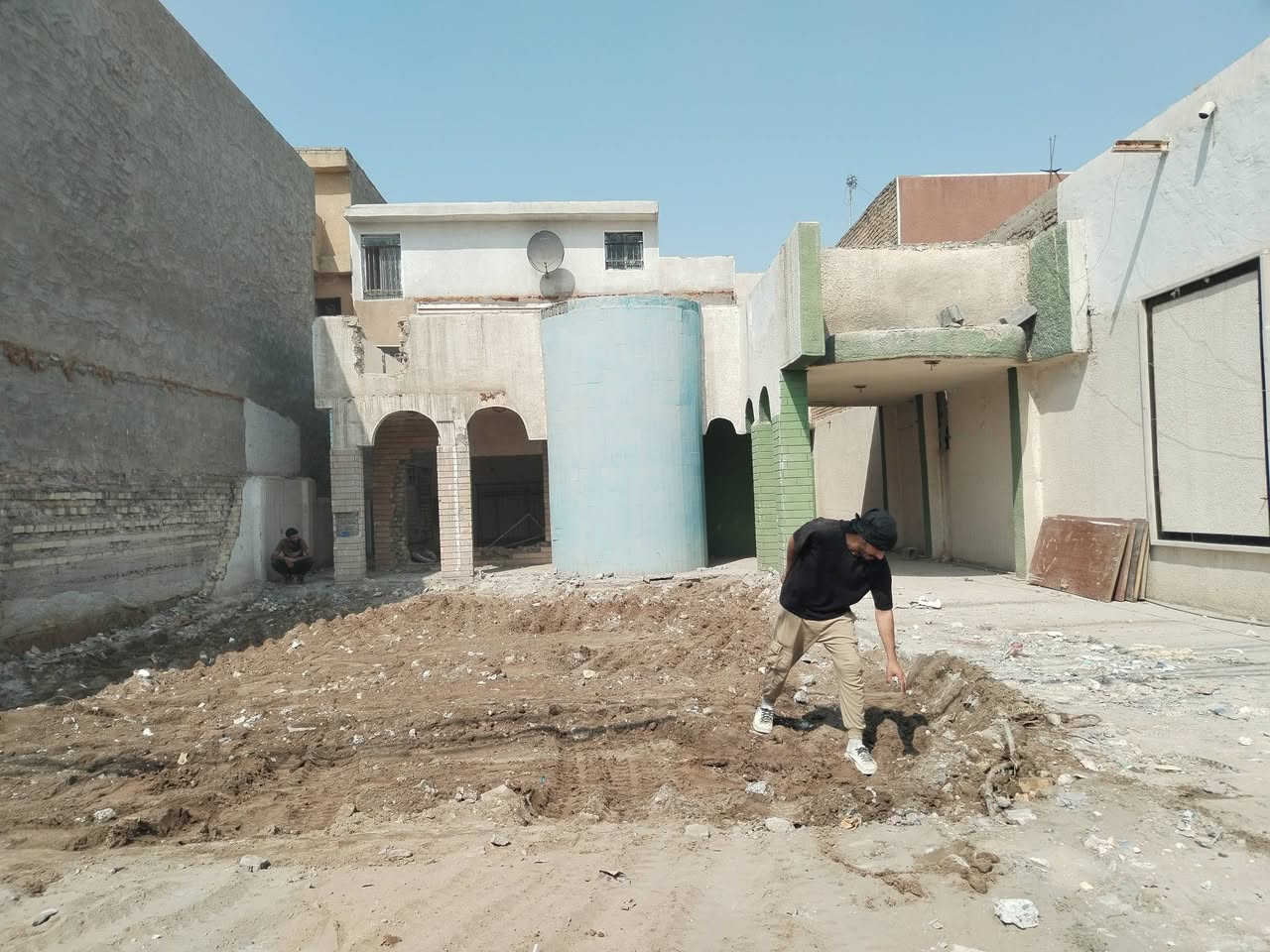 السلام عليكم رمضان مبارك على الجميع بالخير واليمن والبركات وكل عام وانتم بألف خير يارب
جزء من أعمالنا في بغداد الدوره
الحمدلله تم إكمال أعمال الترميم
من دار الاستاذ ابو فهد
كان العمل كلش متعب لكن الحمدلله گدرنا نحقق الي كان يريده صاحب الدار
للإستفسار مراسلة الصفحة أو الاتصال على *********** واتساب
