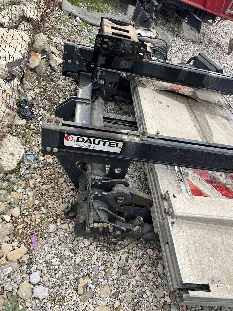 سلام عليكم باب دفتري اتيكو موديل 2018 كامل هيه ازناته وكيفلاته للبيع  رقم وتس ***********
