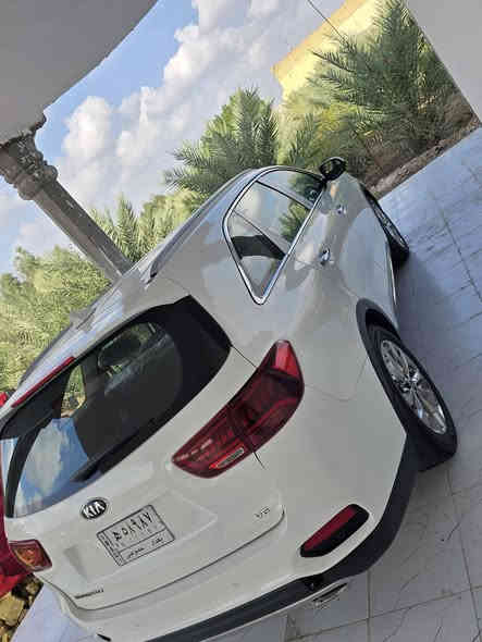 سلام عليكم  سورنتو 2020 رقم بغداد تحويل ثاني يوم السارة خليجي سبعه راكب سته ستندر السياره كفاله عامه ما عده الجاملق اليمن بيه صبق السعر 235 المان ذي قار الستفسار ***********
