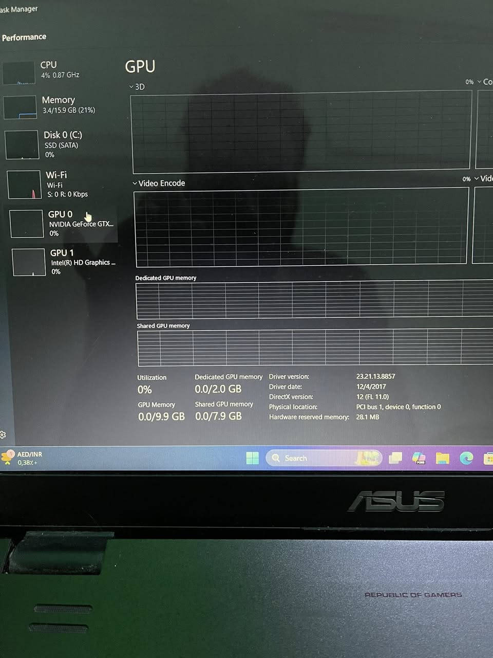 لاب اسوس كيمنك للبيع او المراوس بماك بوك حجم صغير يعني 14 او اصغر وشاشته ريتينا إذا بيع ب ٢٣٥ الف وما مطروق هذا السعر متواجد واتساب 
***********
