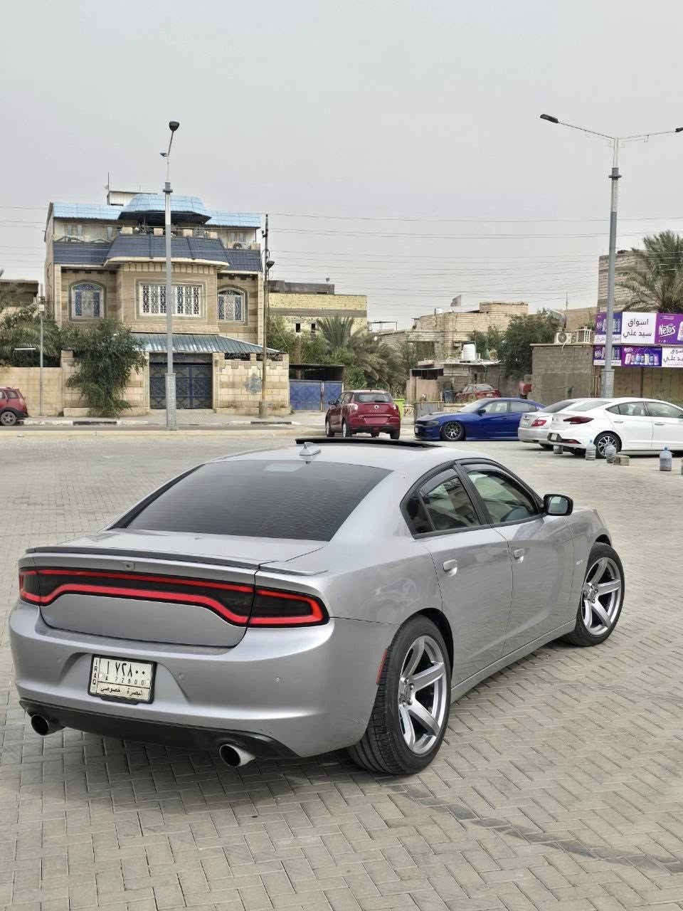 سلام عليكم
للبيع فقط
دوج جارجر 2016 R/T MAX سوبر تراك باك
وارد كندي تقرير غرق 10% البدي كفاله بنيد صبغ سبب جراد 
ماشيه 92mi 
مكينه v8 )5700)
فول مواصفات للاخير 
فتحة سقف
كشنات جلد وكنتاره+تحكم كهرباء+تدفئه وتبريد
كشنات خلفيه تدفئه
خزن ميموري
تحكم قياده 
حساسات خلفيه
شفتات ستيرن + تحكم كهرباء
تحكم صعود ونزول الدواسات
مري قلاب
بعد بيه مواصفات الارتي ماكس معروفه
عليه تفريغ+كزوز srt+ برمجه
سياره جديده مال جناي لاداخله استعراض ولادوس ابد
جاهزه 
مكينه كير كفاله
حداده 90%
رقم بصره تحويل ثاني يوم
مكاني بصره المعقل
السعر 205 وبيه مجال لشراي 
للاستفسار ***********
