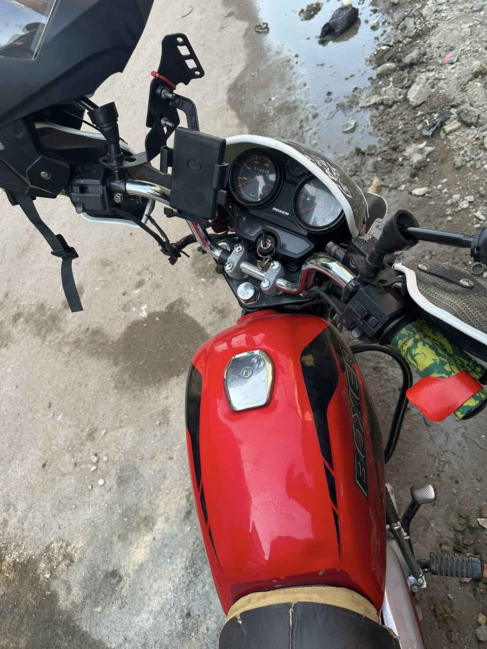 سلام وعليكم بوكسر موديل2021مرقم كامل
بيه نقص كم شغل مثل الشاره وشويه ترتيب دراجه ممشتغله دلفري تجي وشوف بعينك ماشي 51مكاني الزعفرانيه واتساب ***********
