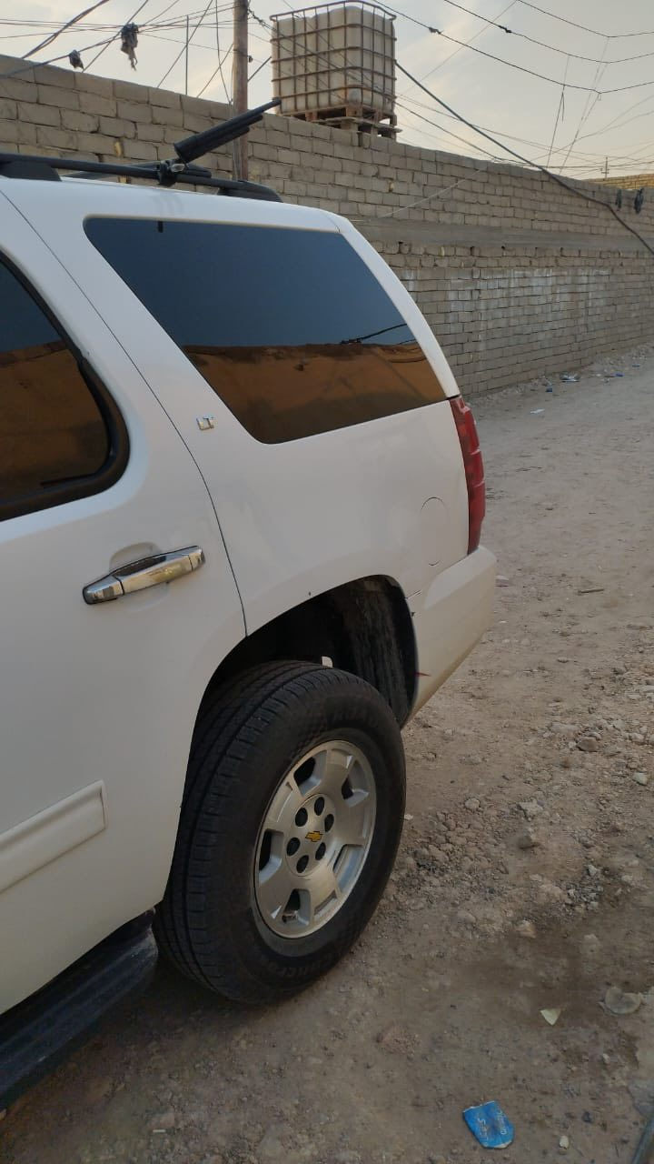 السلام عليكم تاهو البيع 2013 ادوات ادوات ادوات مكفوله من الكص والعشائر ولانتربول كير مكينه حداديه تخم تاير بضمان تبريد ثلج
اخوان انا مكلف بل نشر 
العنوان بصره زبير 
السعر 80 وبيها مجال 
الرقم ***********
