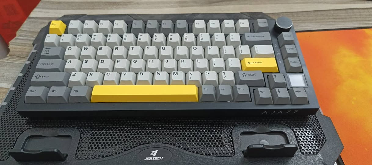 كيبورد اجاز اصلي للبيع
AK820 PRO


**إذا كنت صاحب هذا الإعلان وتريد حذفه لأي سبب، رجاءا أرسل رسالة إلى الدعم الفني**