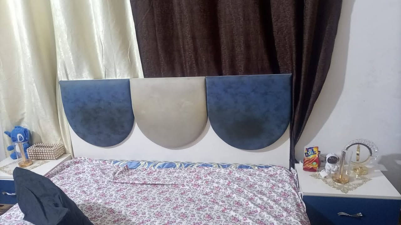 السلام عليكم الغرفه للبيع السعر225وبيه مجال


**إذا كنت صاحب هذا الإعلان وتريد حذفه لأي سبب، رجاءا أرسل رسالة إلى الدعم الفني**
