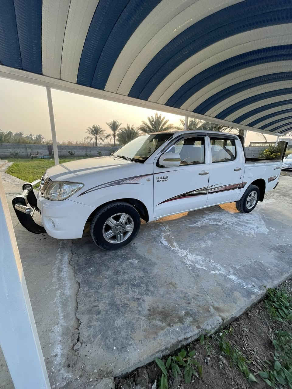 السلام عليكم هايلوكس 2009رقم بابل ماشيه 240الف على ايدي من 2011 كفالة عامة قطرة صبغ مابيها 
للأستفسار الاتصال على الرقم***********
