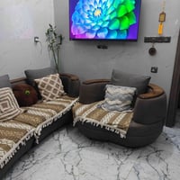 🛋️، عندي تخم جلوس رايق ومريح للبيع. نضيف جدا عنوان زعفرانية اتصال 0771...