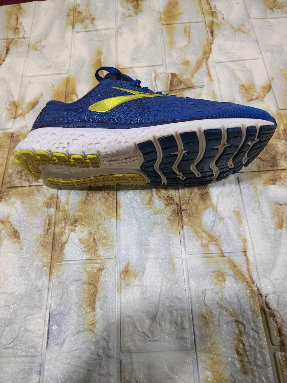 بروكس باله فيتنامي قياس 44 يلبس 43 السعر 25 يوجد توصيل


**إذا كنت صاحب هذا الإعلان وتريد حذفه لأي سبب، رجاءا أرسل رسالة إلى الدعم الفني**