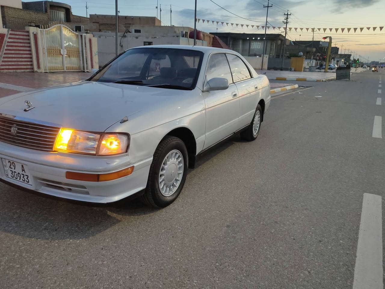 السلام عليكم بطه متصل موديل 92رقم واسط  بسمنه ددولي مشروع وطني سنويه جديده وداخله هزه السياره كفاله عامه عده صبغ جماليه فقط كير مكينه حداديه تخم تأير تبريد كلهن كفاله السعر 58وبيه مجال مكاني واسط الكوت
***********
