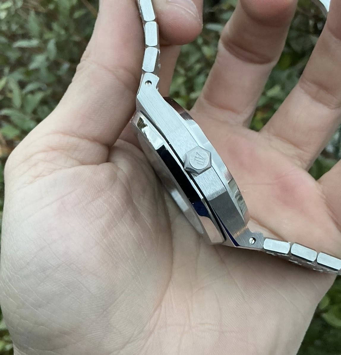 السلام عليكم ساعة Ap اوتوماتيك جديد
ظهر كشف شفاف
قفل فراشة
لون سلفر مميز
نافذة للتاريخ
قطر 43 42
قفل بحري
85 الف


**إذا كنت صاحب هذا الإعلان وتريد حذفه لأي سبب، رجاءا أرسل رسالة إلى الدعم الفني**