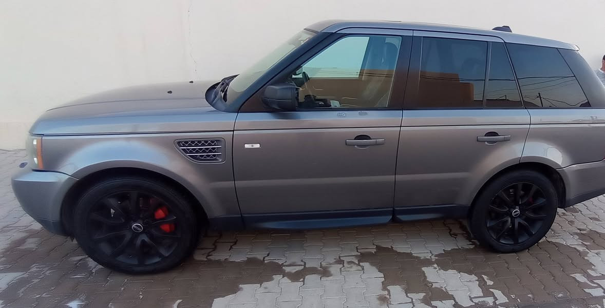 سلام عليكم
للبيع رانج روفر موديل 2008
أدوات مكينه كاز 
تواصل ***********
