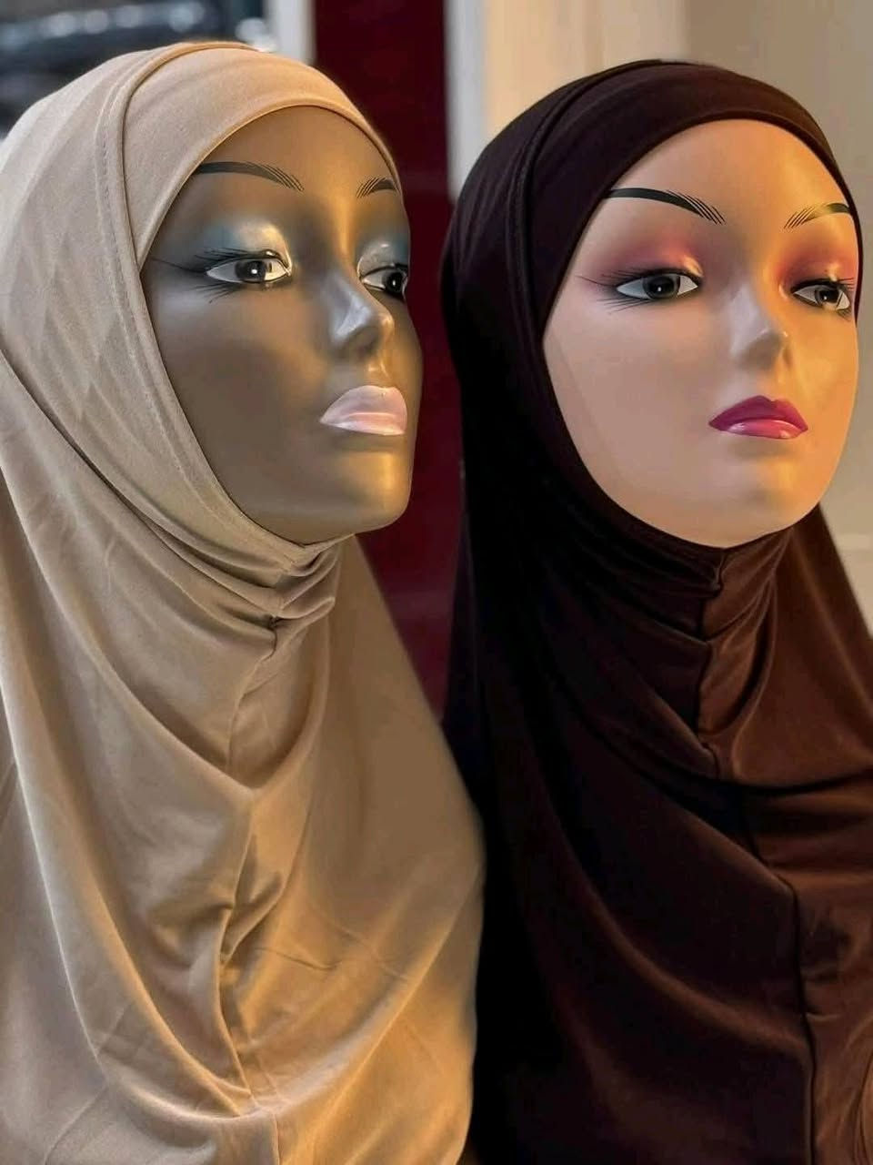 احمد للجملة عرض خاص  حجابات وشالات  خامات اماراتي وكويتية وتركي واسعارنا مناسبة وعنوانة المصداقية 
للتواصل والحجز مراسلتنا
@mohannmd1


**إذا كنت صاحب هذا الإعلان وتريد حذفه لأي سبب، رجاءا أرسل رسالة إلى الدعم الفني**