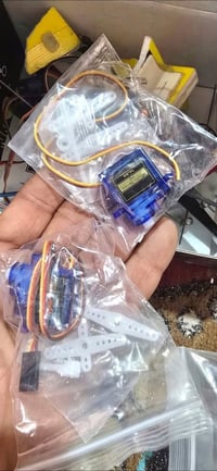 متوفر • اكسسوارات • إلكترونيات