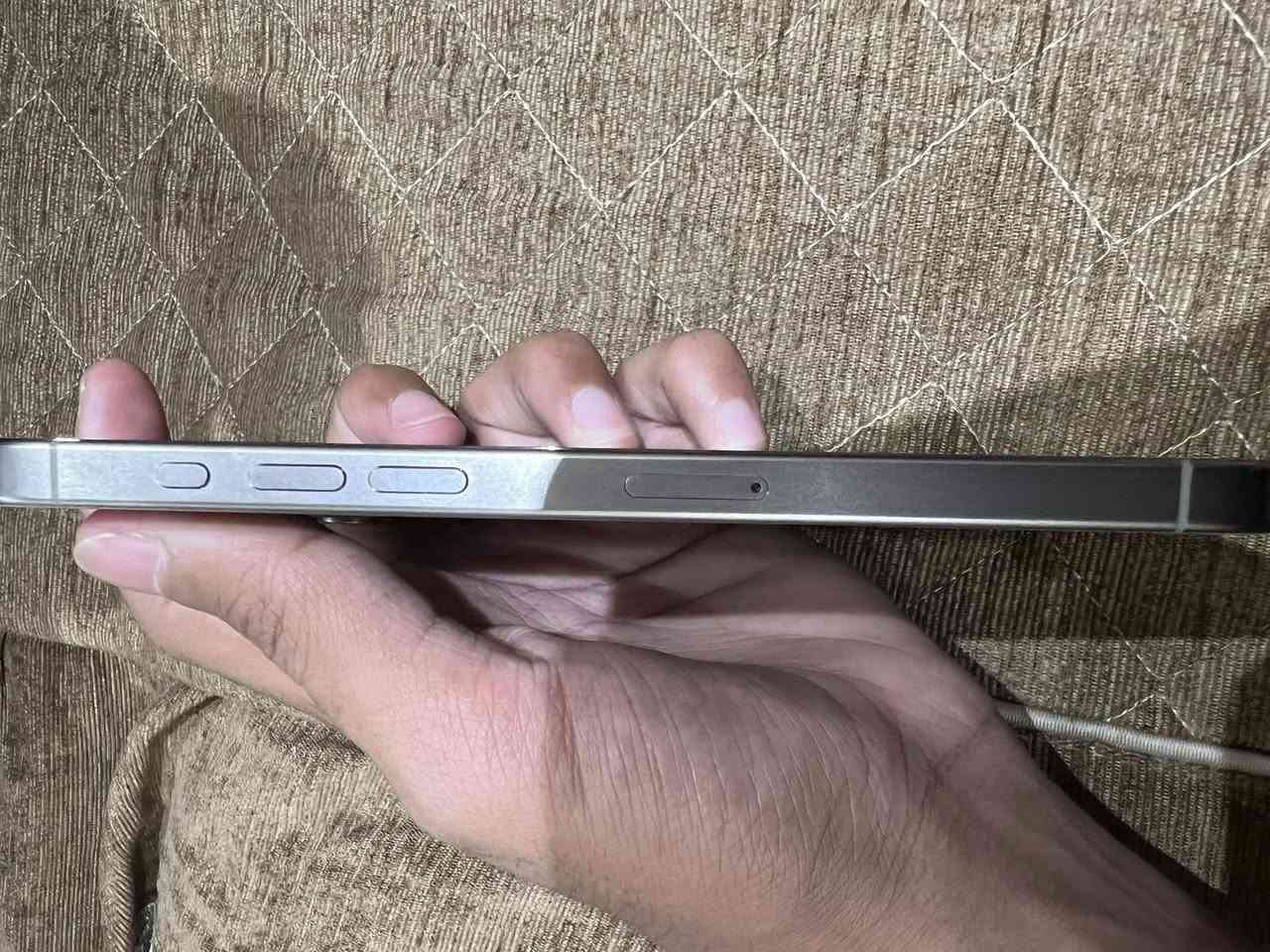 ايفون 15 برو ماكس للبيع
ايفون للبيع بطارية 85 ذاكرة 256 جهاز جديد ممفتوح ولا مصلح ولا ايشي على ايدي ماخذه كلش جديد ونظيف السعر النهائي 1،100 | مليون و100 الف .


**إذا كنت صاحب هذا الإعلان وتريد حذفه لأي سبب، رجاءا أرسل رسالة إلى الدعم الفني**