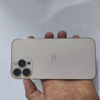 13 برو ماكس ذ 256 مبدل شاشه وبطاريه اصليات مال تفصيخ كله شغال تجي تفحص...