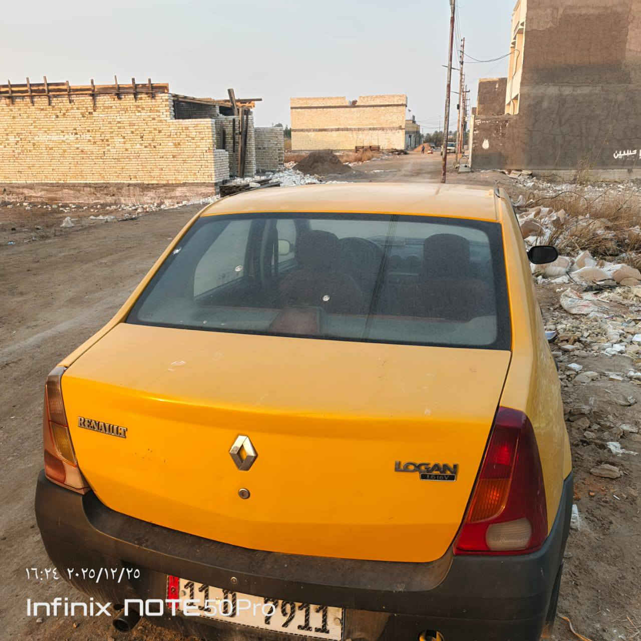 سيارة رينو لوكان 2010 بسمي سنوية 2030سيارة كاطعة قايش او واكفة ابيعها هيج خير من الله بس بدل مكينة مكاني بغداد السعر 28او بيها مجال ***********
