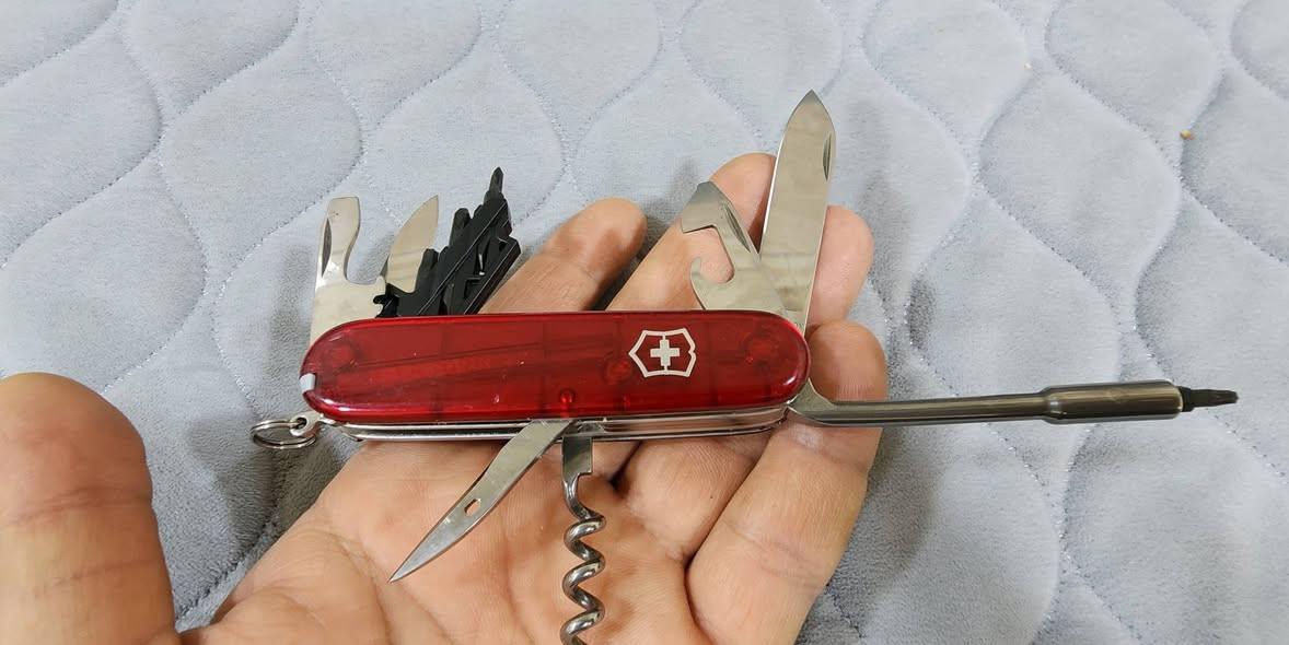 ماركة اويلي يابه😂


**إذا كنت صاحب هذا الإعلان وتريد حذفه لأي سبب، رجاءا أرسل رسالة إلى الدعم الفني**