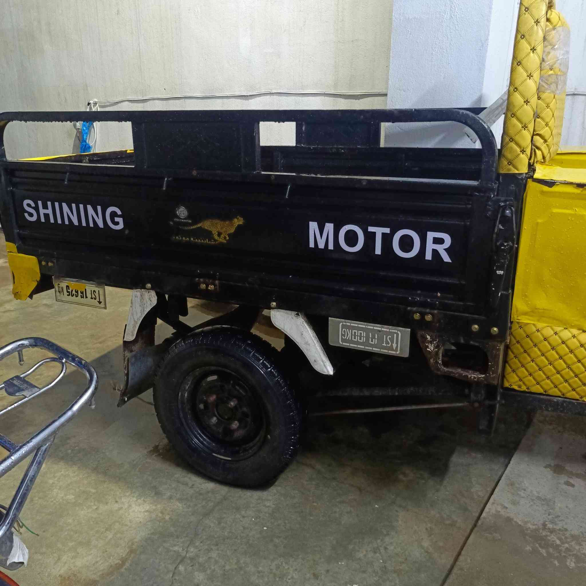 سلام عليكم ستوته للبيع موديل 20 شرط ركبه مابيها قطره لا صبق ولا لحيم منفيس كامل سعرها مليون 150 بيها مجال قليل شراي خابر ***********
