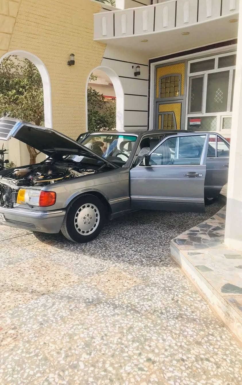 سلام عليكم مارسدس موديل 1991  /SE 300
فول موصفات اربع جام كهرباء / سلايت فتحه طكتين 

كشنات جلد / تحكم كهرباء ￼

بلاديه سياره / مصبوغه جماليه فقط 

كير ومكينه بلاديه 

تخم تاير 

عالي ناصي كهربائيات كله بشرط 

اريل شغال ويه سويج 

دبل فيتبم 

شلعه ومعدل خير من الله 

مكان سياره بغداد 

سعر 95 وبي مجال 

رقم هاتف ***********
***********
