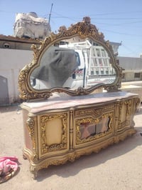 فاترينا مصري ديمياطي كلش نضيفه سعر ٤٠٠ بيه مجال مكاني شارع فلسطين ٠٧٧٣...