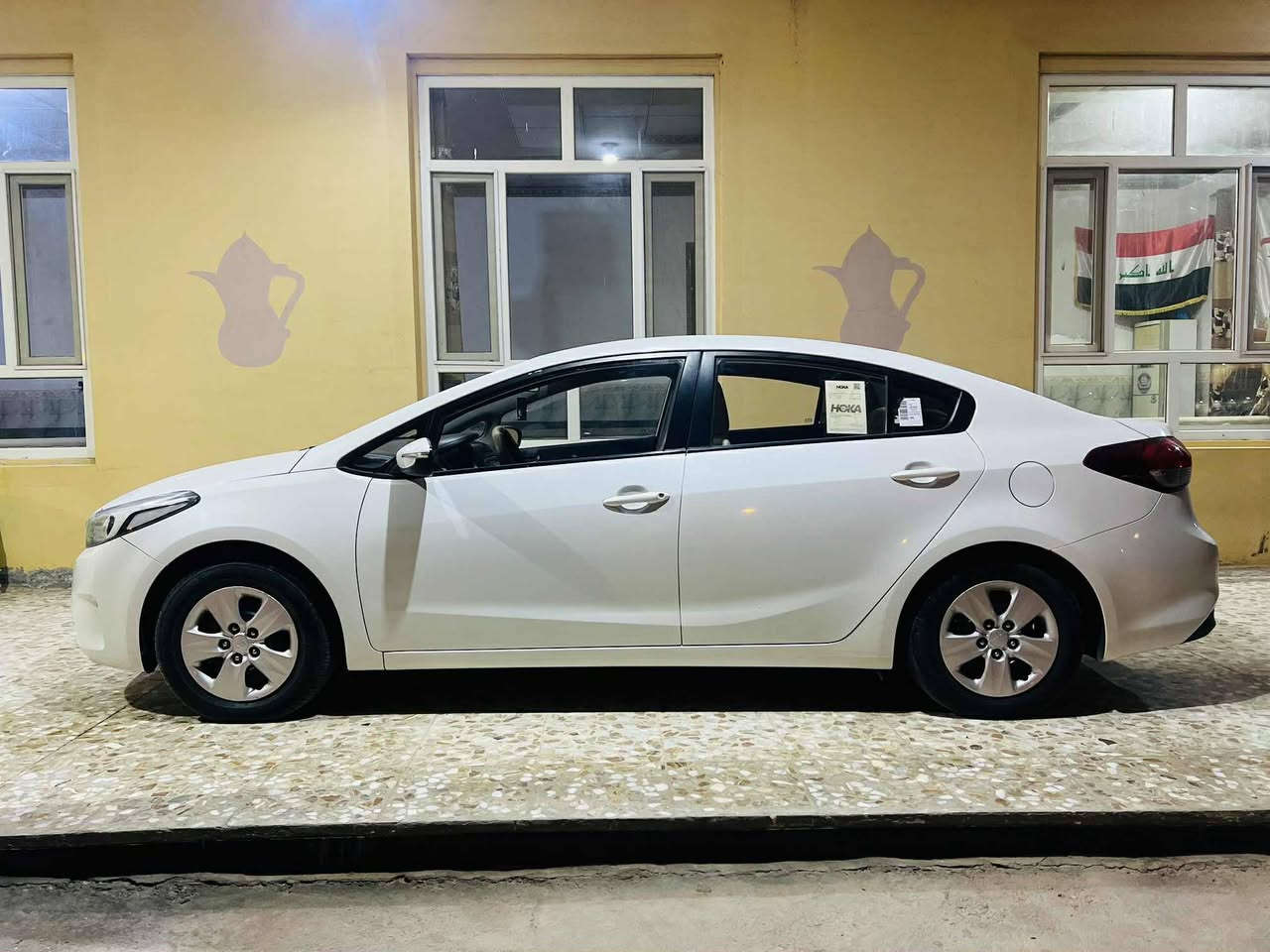 لبيع كيا سيراتو موديل 17مكفوله كفاله عامه للاستفار ***********
