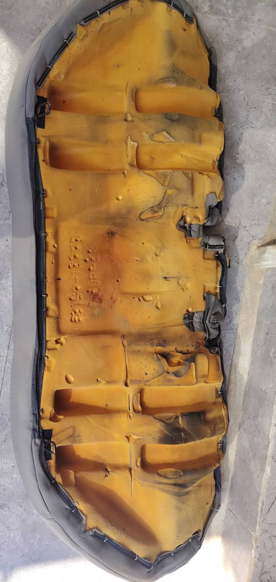 كشن اكسنت دبدور نضيف كلش 
  
مكاني موصل جانب ايمن 

***********
