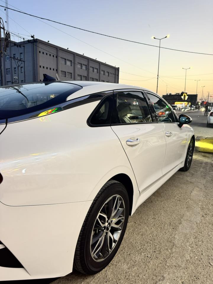 السلام عليكم من رخصت الادمن …
2021 /K5 GT LlNE 🔥🔥

وارد خليجي  +بانورما فوول الفووول 

بدون دواخل بدون ايرباك  

_2000دوش 

تحديد مسار  -مثبت سرعه -قياده ذاتيه

ماشيه 70الف حقيقي

_تحديد النقطه العمياء 

_لد امامي LED 

_3عدسات زنون

_داخل بيجي و صاج 

_اشاير بلـ مري 

_4وضعيات قياده Sport..kustum..Normal..samart

‏_بصمه+تشغيل عن بعد 

_حساس امامي خلفي. رادار 

_السياره جديده و حلوه🔥✨

_بيها مكانين بارد فقط  

_ كشنات كهرباء  +تفئه تبريد 
 

***********

بيع او مراوس
