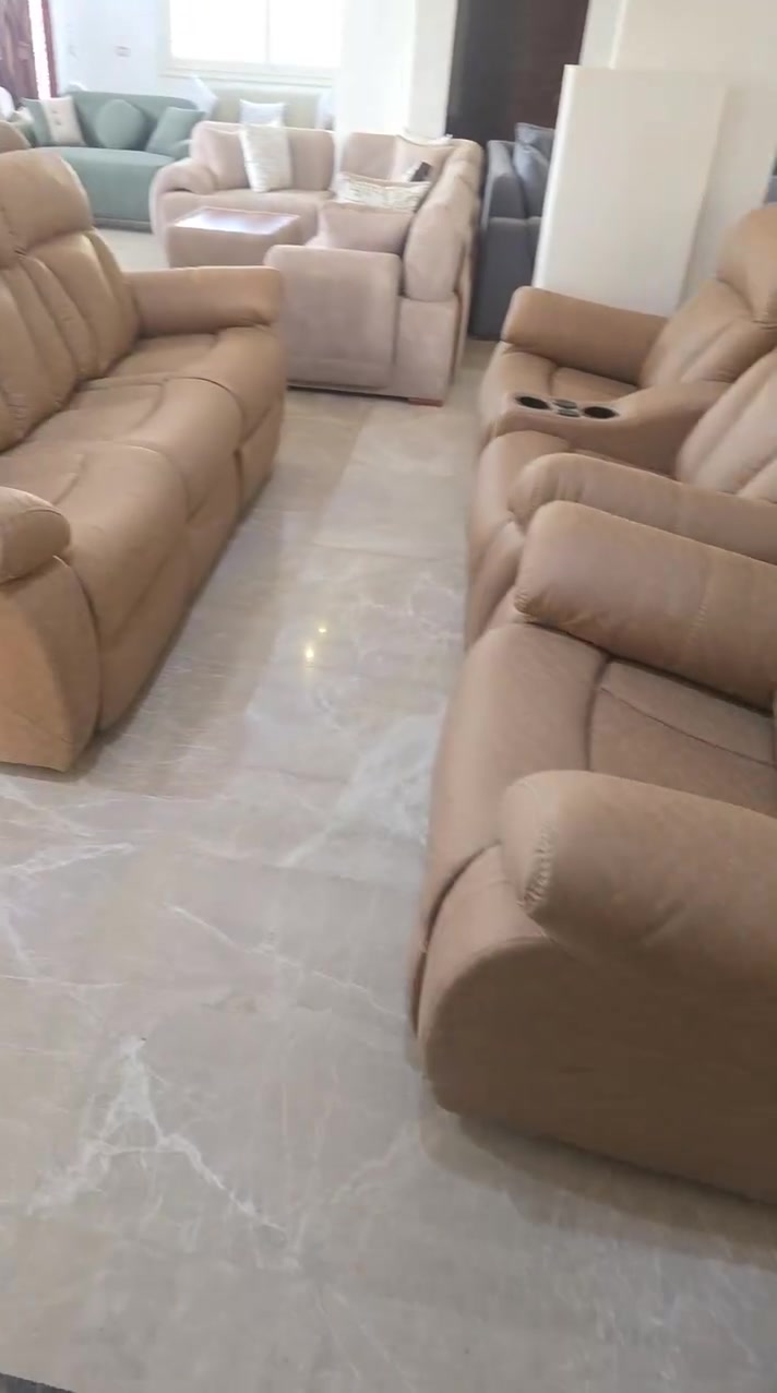 عفش فيلا كامل للبيع والفرش كله لم يستخدم نهائي 01002100752


**إذا كنت صاحب هذا الإعلان وتريد حذفه لأي سبب، رجاءا أرسل رسالة إلى الدعم الفني**