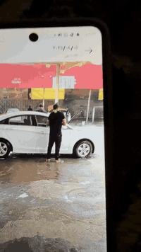 سوناته وارد كوري بيه صبغ كوري ماينكفل من الصبغ سياره حلوه ونضيفه موديل 14 رقم بصره 110 وبيه مجال قليل اتصال ***********
