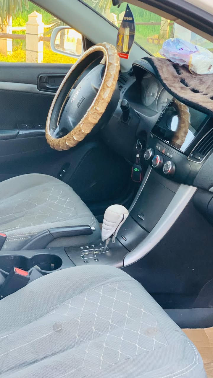 للبيع سوناتا
موديل 2009 كير محرك شرط صبغ حزام السعر 110$  تحويل ثاني يوم تفاصيل أكثر اتصل ‏‪***********‬‏
