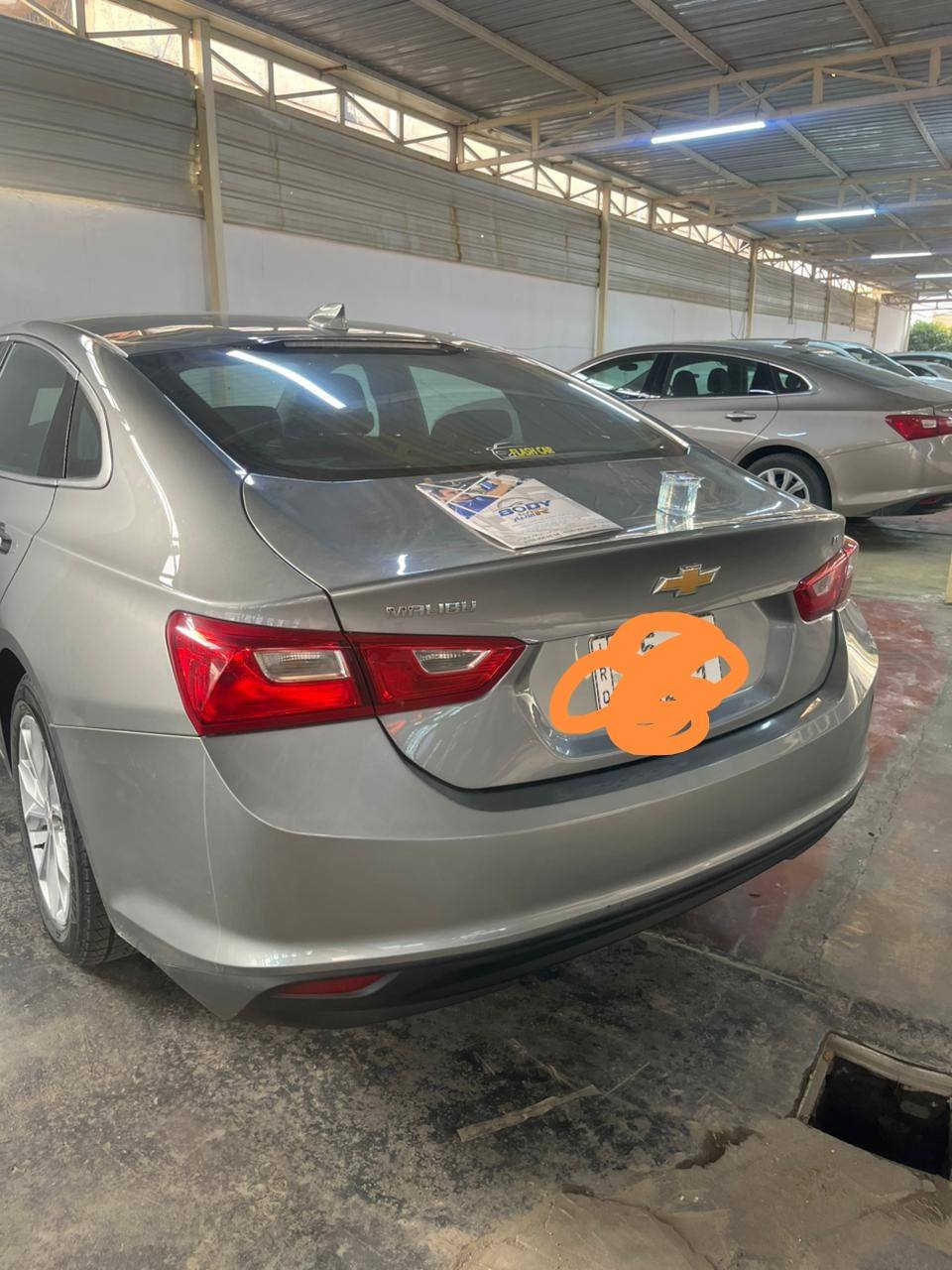 ماليبو للبيع موديل ٢٠٢٣ رقم انبار باسم صاحبهة سيارة بلادي بدون صبغ داخله من أمريكة بيهه كلير بابين وجاملغ أمامي جهة السايق بدون دواخل بدون ايرباك سيارة جاهزة بدون نقص مكانها الرمادي السعر 120 وبيها مجال الاتصال ***********
