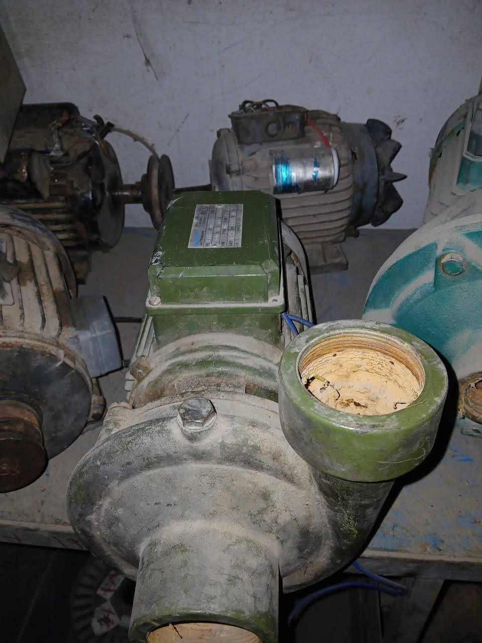 مضخه إيطالي نوعية ساير ٢انج ٢حصان سنكل سنكل بشاره ابراص ضغط عالي ***********سيدرحيم
