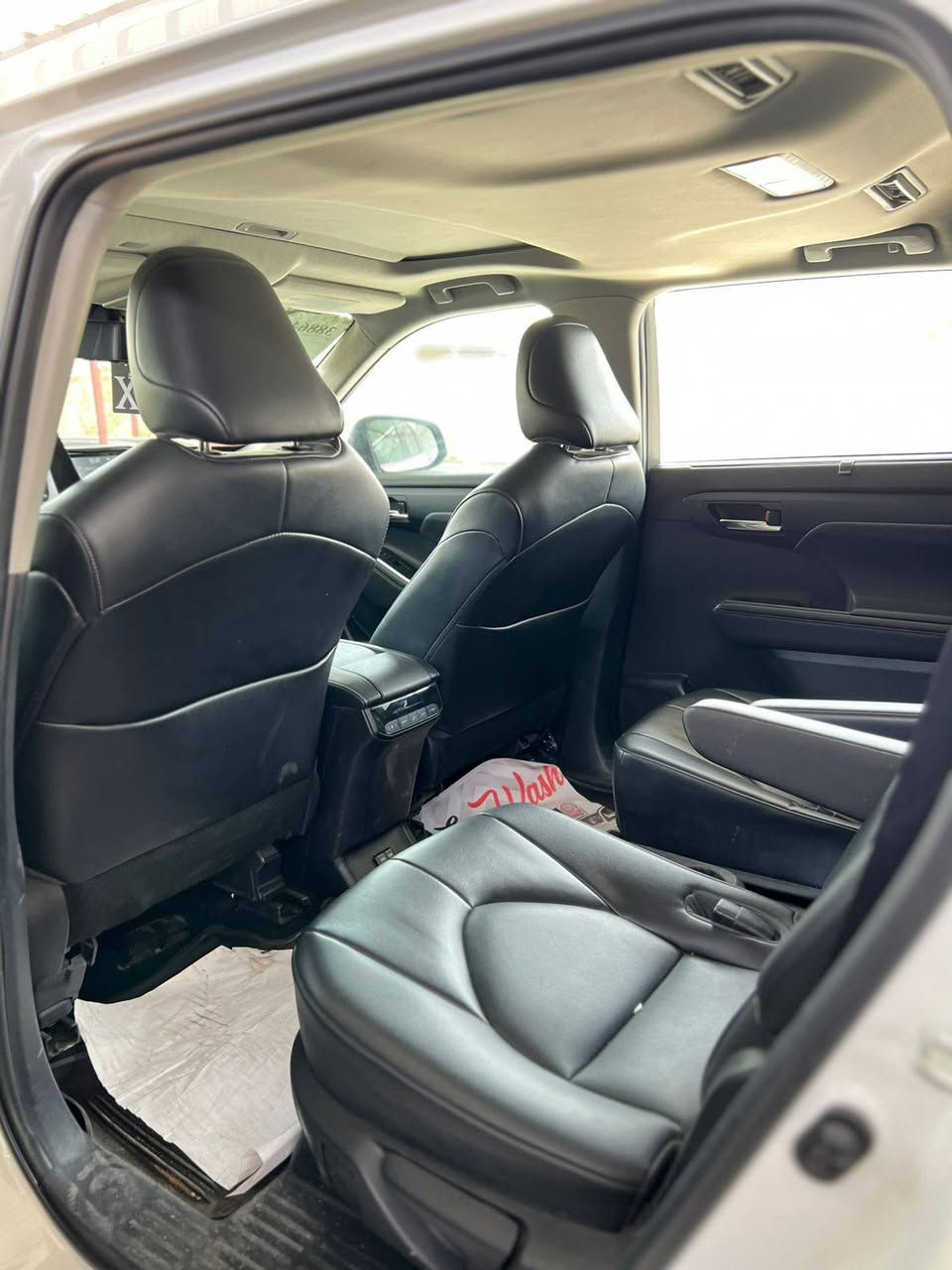 تيوتا هيلندر للبيع او مراوس حسب القناعة 
فول مواصفات لون ابيض صدفى مرقم بغداد 
الحادث تخريب خمس قطع صبغ بدون دواخل ماشية ٤٢ ميل  *********** المحمودية, بابل
