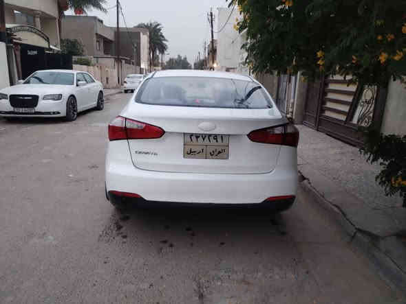 السلام عليكم سيراتو خليجي شركة العامه موديل 2014 كفالة من الضربة فقط جاملغ صبغ اثر شخوط الامامي واربع اصابع باب وياها فقط كلير سيارة كلش حلو فتحة تحكم ستيرن العنوان بغداد حي الاعلام قرب جامع عمر الاتصال ***********السعر 116وبي مجال
