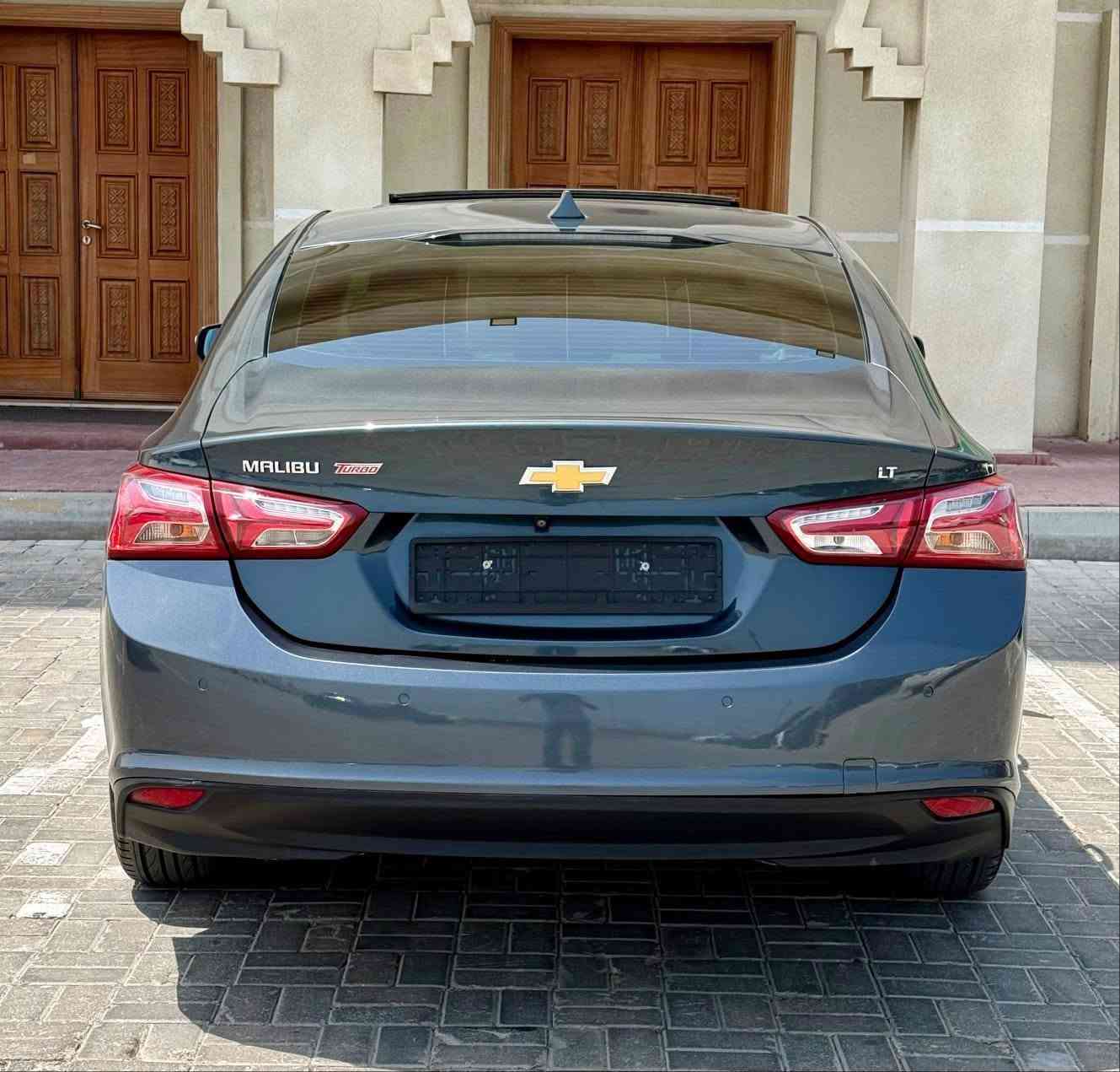شيفروليه ماليبو  LT
موديل 2019
خليجي مالك اول 
تشيكات وكالة بن حموده 
مفتاحين الوكالة 
4 سلندر  
فل اوبشن 
فتحة بنوراما + مقاعد جلد 
تشغيل بصمه  + مثبت سرعة
تشغيل عن بعد  + مقاعد كهربا 
كاميرا خلفية + Apple CarPlay
مري كهربا + تسخين مقاعد  
بحالة ممتازة جدا 
ممشى 144،000 كم 
مسرفس بالكامل 
جاهز للتسجيل
لا يحتاج اي مصاريف
مطلوب 29,000 درهم 
قابل لتفاوض الشارقة, الإمارات العربية المتحدة


**إذا كنت صاحب هذا الإعلان وتريد حذفه لأي سبب، رجاءا أرسل رسالة إلى الدعم الفني**