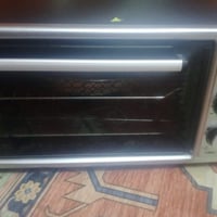 فرن كهربائي جديد مامستخدم السعر 60 بيه مجال  07812703410