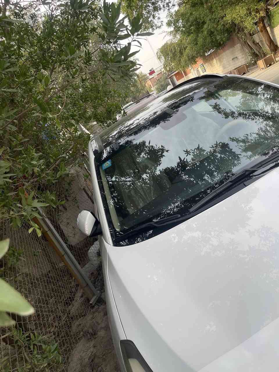 توسان خليجي مكينه 2000دوش مكفوله من صبغ وتبديل وفتح2018
ماشيه 92
سعر 178
فقط مكانين بارد 
***********
قرب جسر السنك بغداد
