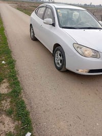 انتره البيع موديل 2011مكفوله كلين كير محرك صدر شرط رقم دولي تحويل مباش...