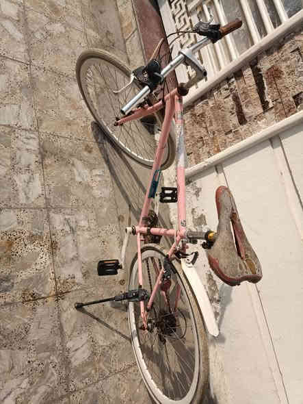 السلام عليكم بايسكل سي700 للبيع نضافة 80/100 يرادلة ترتيبات بسيطة سعرة 60 وبي مجال حجم 26 مكاني بغداد الجديده 
متواجد خاص او واتساب.رقم الهاتف .***********
