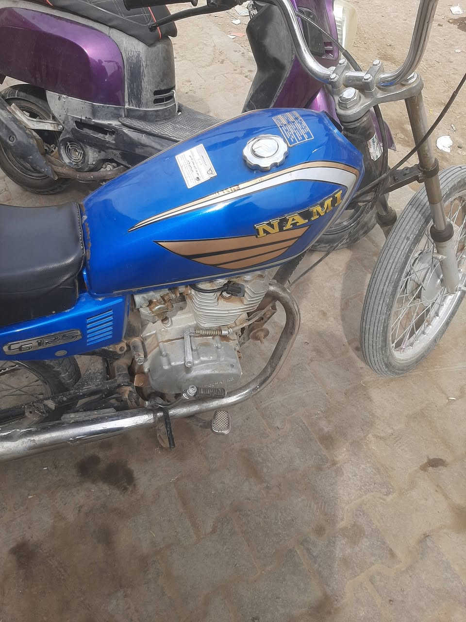 كلك لاتجي تكلي ياموديل لو شبيها مابيها
للبيع مكان ديوانيه مركز ب250قفل خاص موجود وهاذه رقمي بس بلرقم موجود اكثر شي *********** ترهم مراوس
