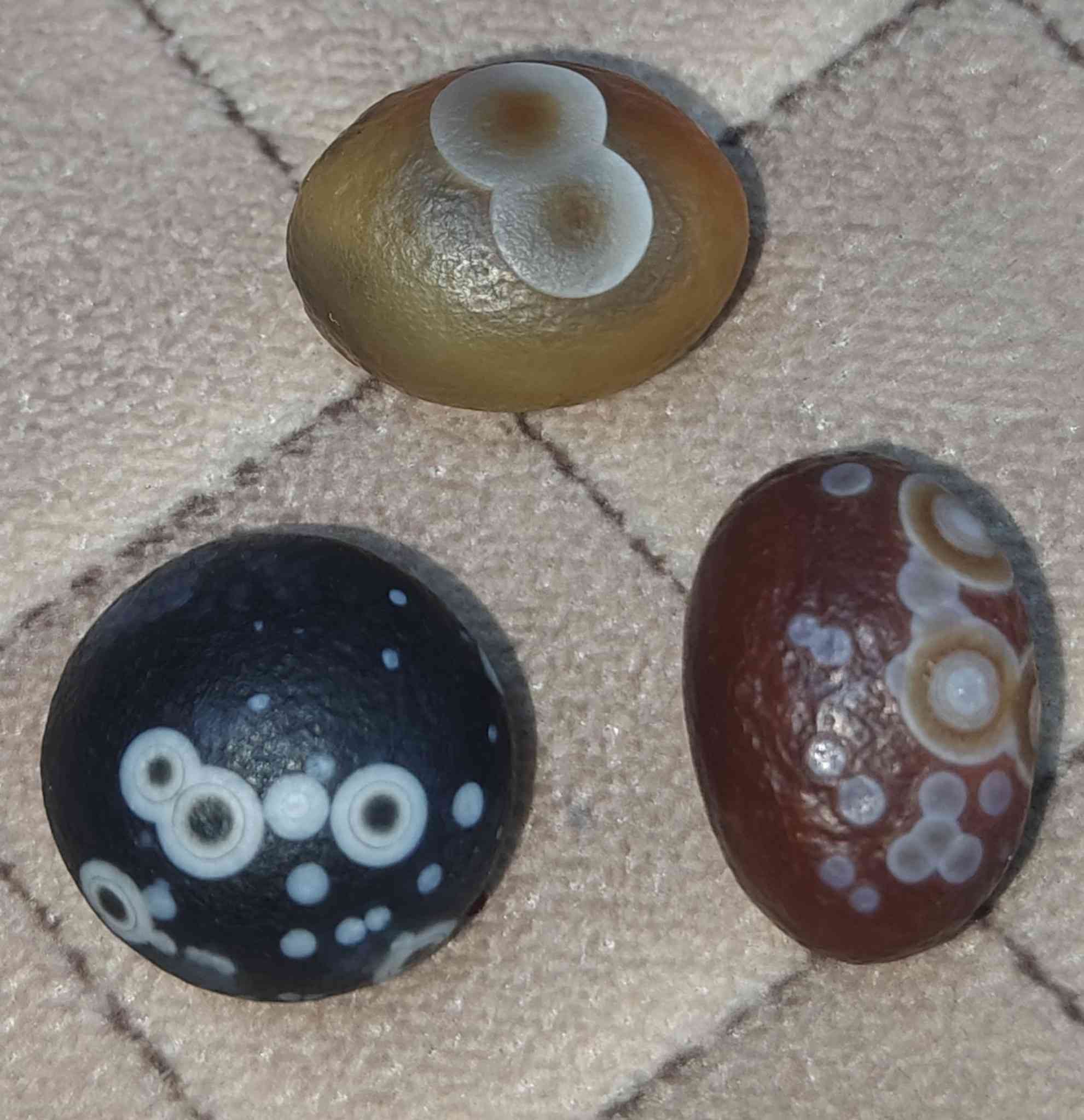 يالله 12 حجره سليماني خام تريد تسوي كلاده أو ينجرخ مال محابس سعرهن جمله 100 الف واذا مفرد سعر الواحد 10 الف للقطعه يوجد توصيل كافة المحافظات عنواني بغداد واي استفسار على الخاص


**إذا كنت صاحب هذا الإعلان وتريد حذفه لأي سبب، رجاءا أرسل رسالة إلى الدعم الفني**