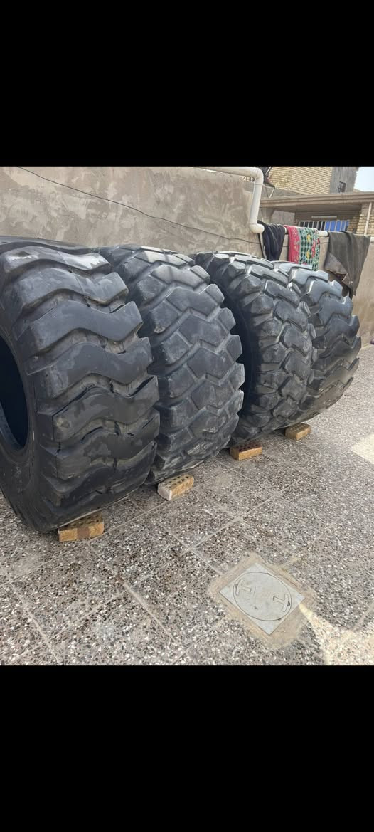 سلام عليكم تخم تاير اخو الجديد ينشدن جوبلس حجم 23ونص عله25 علوان بغداد نتصال عله رقم 
***********
